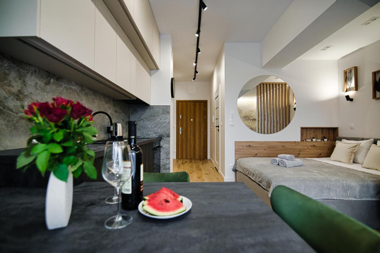 Good Rest In 52 Appartement Zator Buitenkant foto